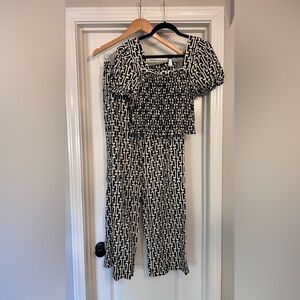 Chateau Los Angeles Linen Set